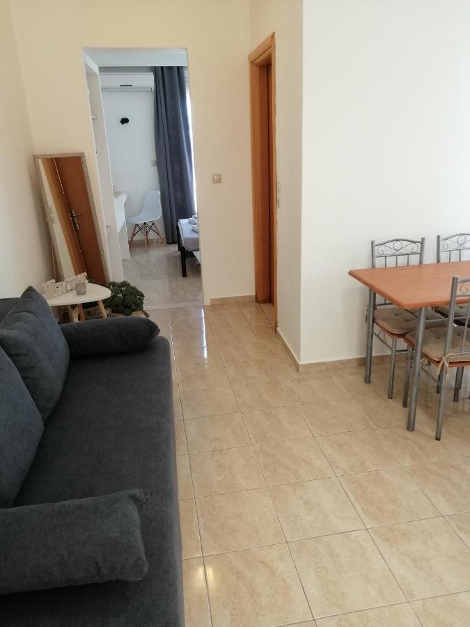 Oasis Apartments Λιβάδια Εξωτερικό φωτογραφία