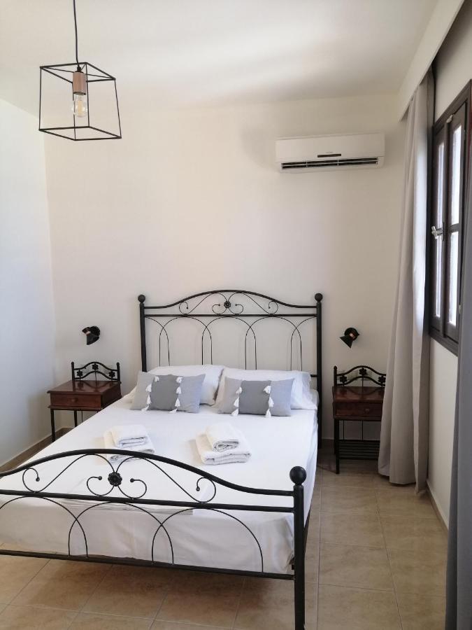 Oasis Apartments Λιβάδια Εξωτερικό φωτογραφία