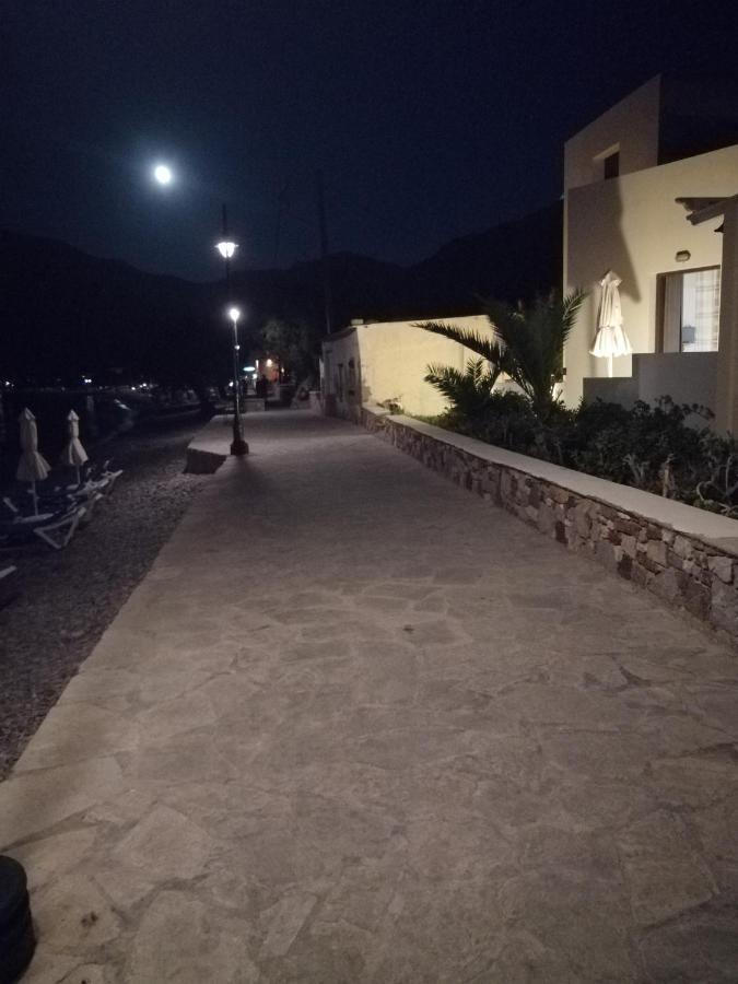 Oasis Apartments Λιβάδια Εξωτερικό φωτογραφία