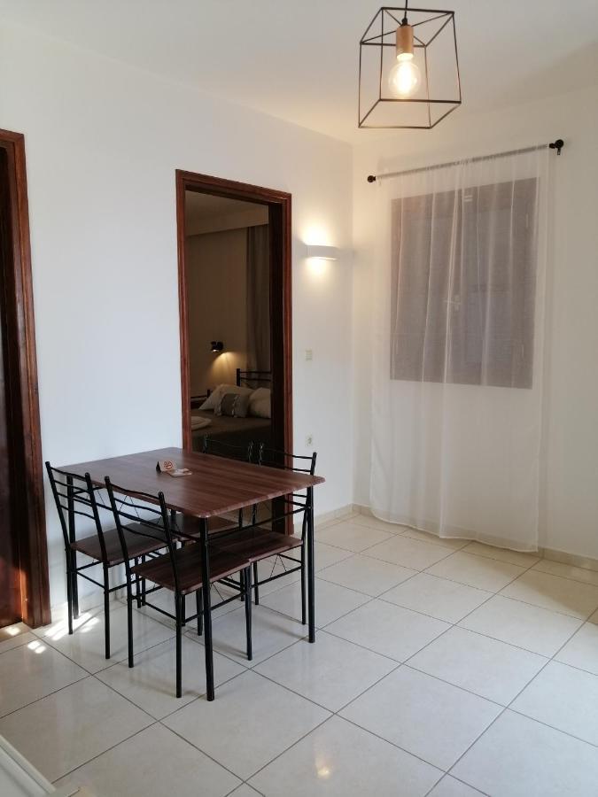 Oasis Apartments Λιβάδια Εξωτερικό φωτογραφία